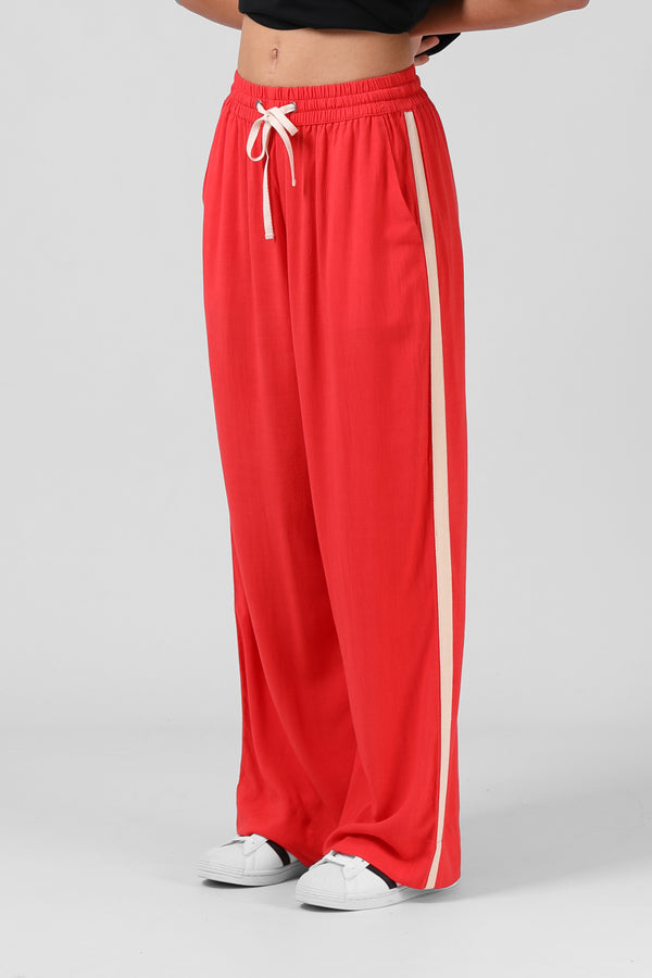 Miila Pant - Red