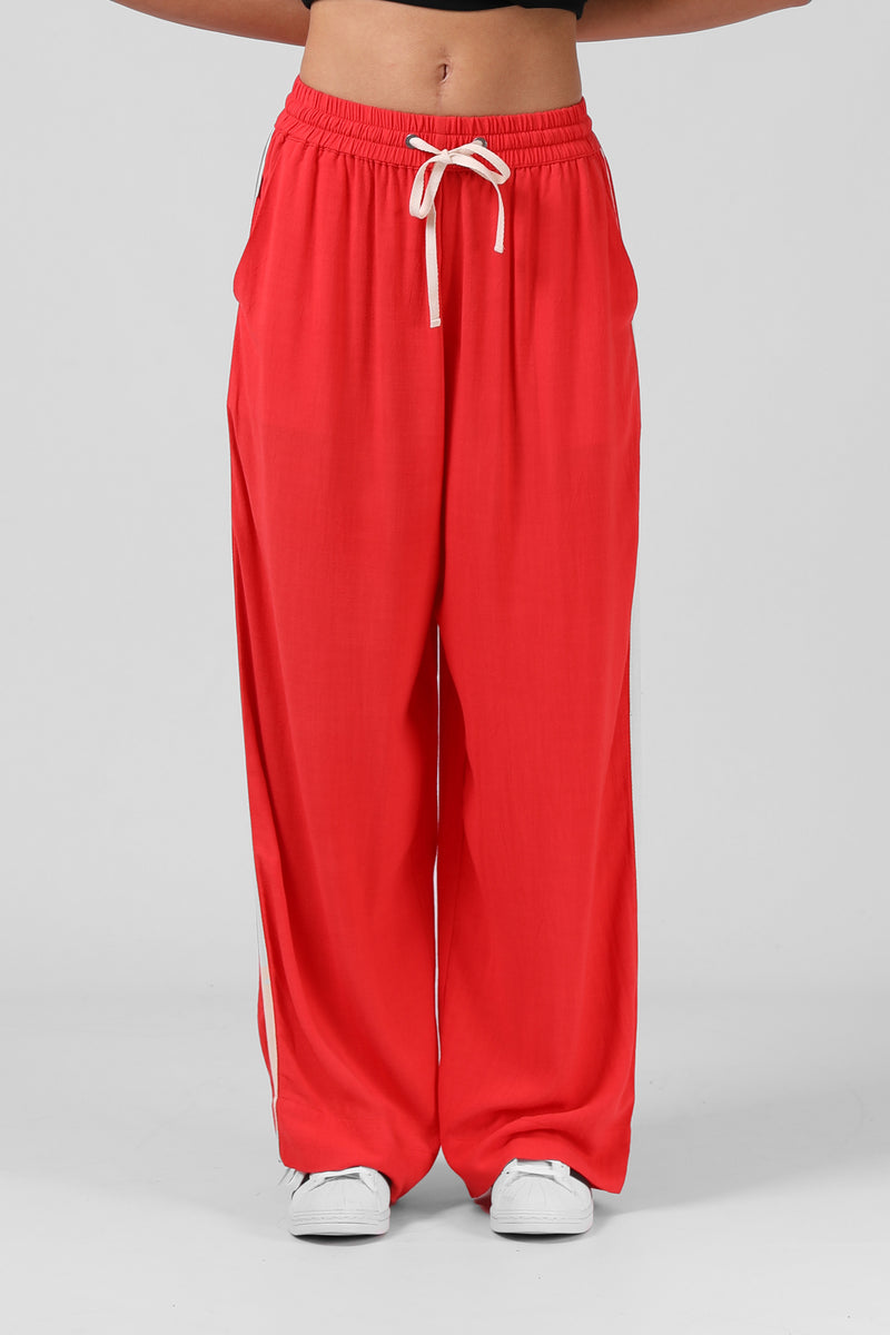 Miila Pant - Red
