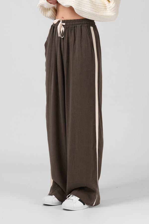 Miila Pant - Forest